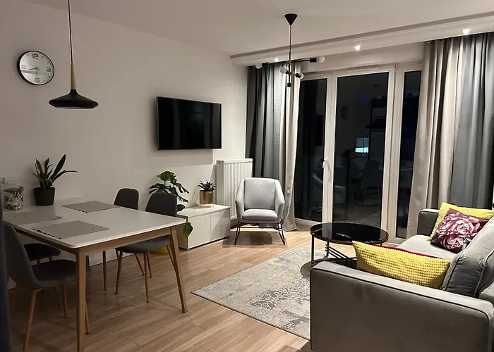 Nowy Apartament W Okolicach Centrum