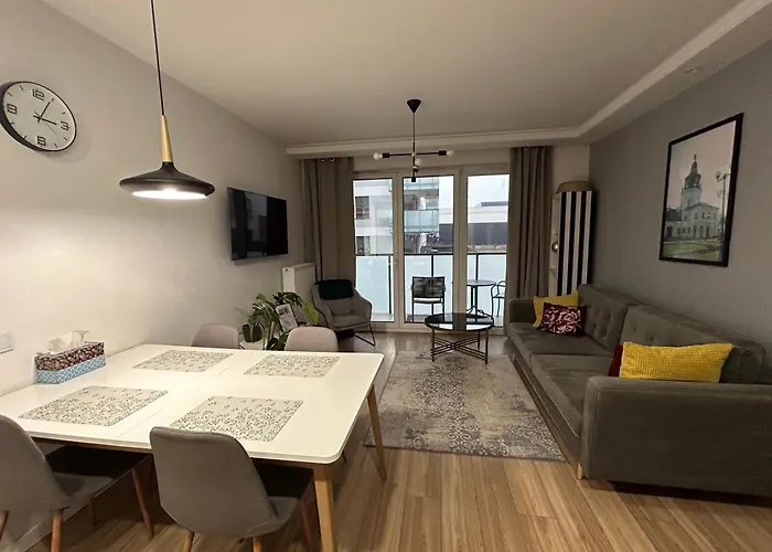 Nowy Apartament W Okolicach Centrum